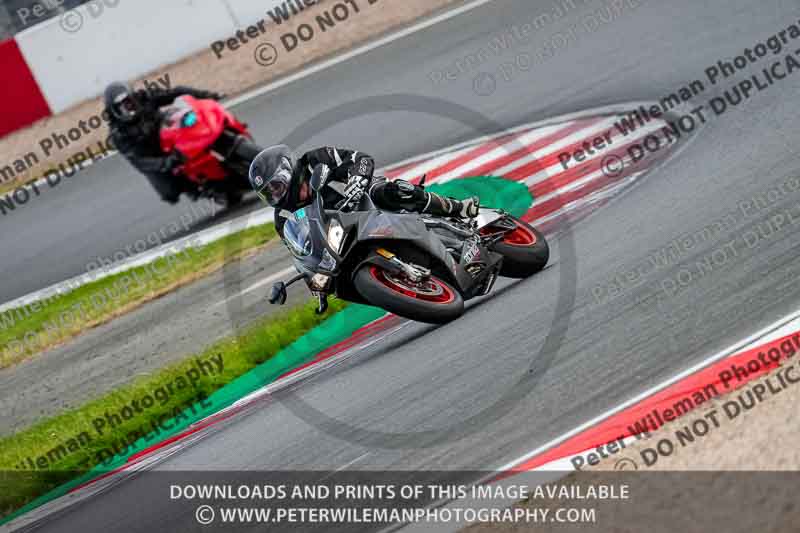 donington no limits trackday;donington park photographs;donington trackday photographs;no limits trackdays;peter wileman photography;trackday digital images;trackday photos
